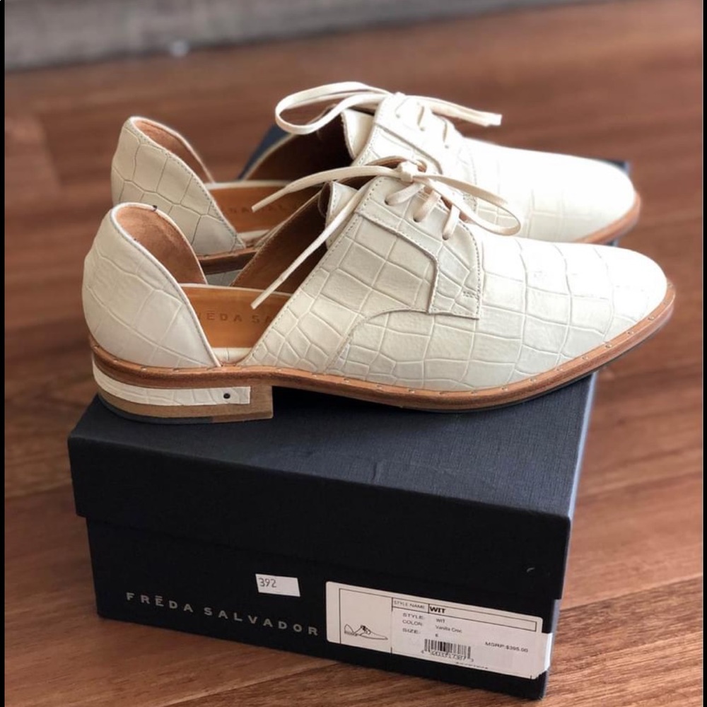 Freda Salvador Ivory Croc Oxford